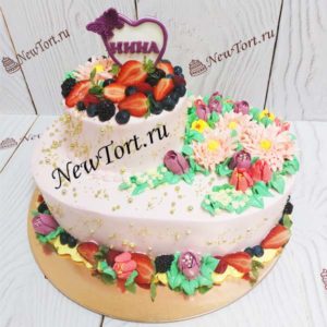 Торт корзина с ягодами и цветами ТЖ071
