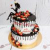Торт "Для королевы" двухъярусный с ягодами, потеками и золотым декором ТЖ250