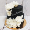 Черный свадебный торт с цветами СТ431