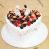 Свадебный торт с лебедями и ягодами СТ272