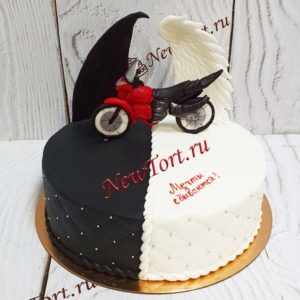 Торт мечты сбываются с мотоциклом ТМ010