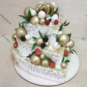 Свадебный торт сердце и шары СТ335