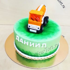 Торт с грузовиком
