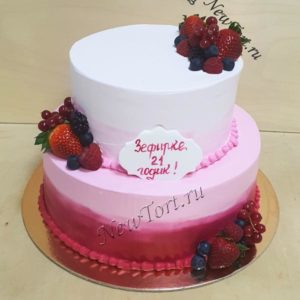 Торт с ягодами и градиентом ТЯ041