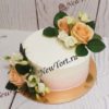 Свадебный торт "Вдохновение" с цветами и сахарными бусинами СТ459