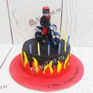 Торт "Мотоциклист" с фигуркой и мастикой ТД463