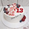 Торт "Валентинка" с ягодами, пряниками и цифрой ТД533