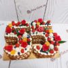 Торт цифра на юбилей "55" с ягодами и кремом ТЖ279