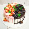 Торт "Шоколадно-ягодная сладость" с потеками двух цветов, ягодами и шоколадом ТЖ500