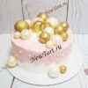 Свадебный торт "Воздушные шары" с кольцами, бусинами и шоколадными шарами СТ559