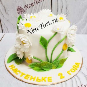 Торт "Белые ромашки" с сахарными цветами ТД826