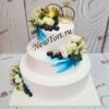 Свадебный торт "Цветочная мечта" с цветами, ягодами и голубыми мазками СТ109