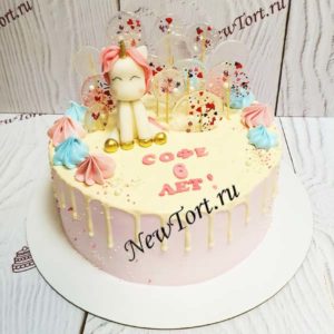 Торт "Мир Единорога" с фигуркой, леденцами, безе и потеками ТД872