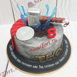 Торт "ТОР" с фигурками и надписью ТД861