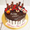 Торт "Мяч и велик" с ягодами, шоколадом и потеками ТД947