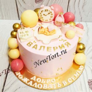 Торт "Чудо" с фигуркой младенца, шарами и метрикой ТГ244